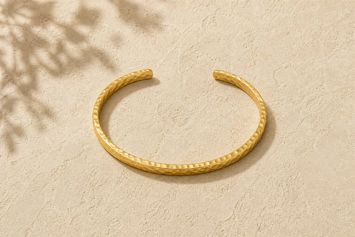 Édition Bracelet Jonc Martelé Doré N°16